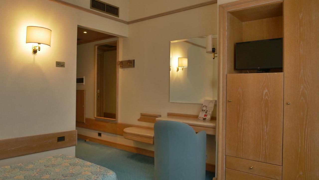 501 Hotel Vibo Valentia Eksteriør bilde